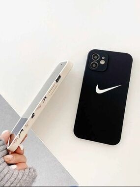 2  Nike  Silicone iPhone   Cases for 14 Pro Max black and cream
